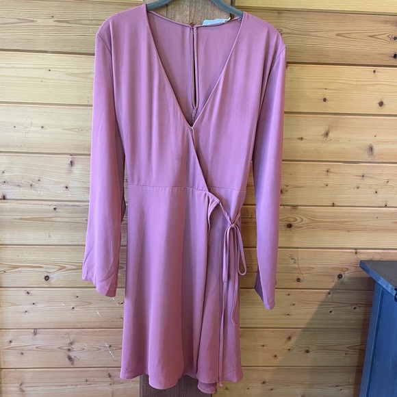Lush Blush Wrap Dress Size Large - Picture 4 of 5